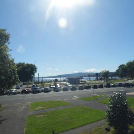 Lake Lodge Motel โรโตรัว ภายนอก รูปภาพ