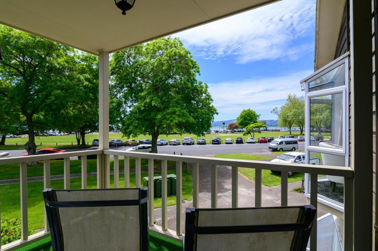 Lake Lodge Motel โรโตรัว ภายนอก รูปภาพ