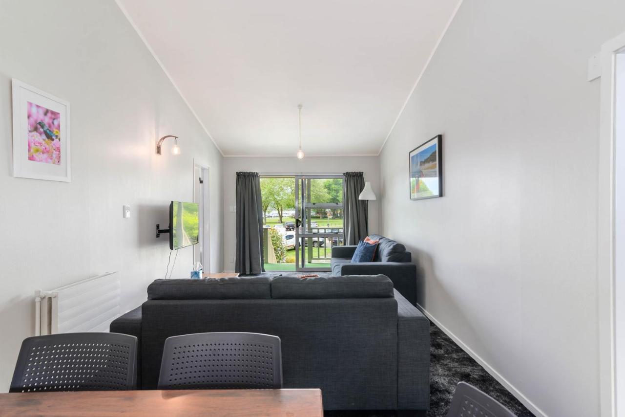 Lake Lodge Motel โรโตรัว ภายนอก รูปภาพ